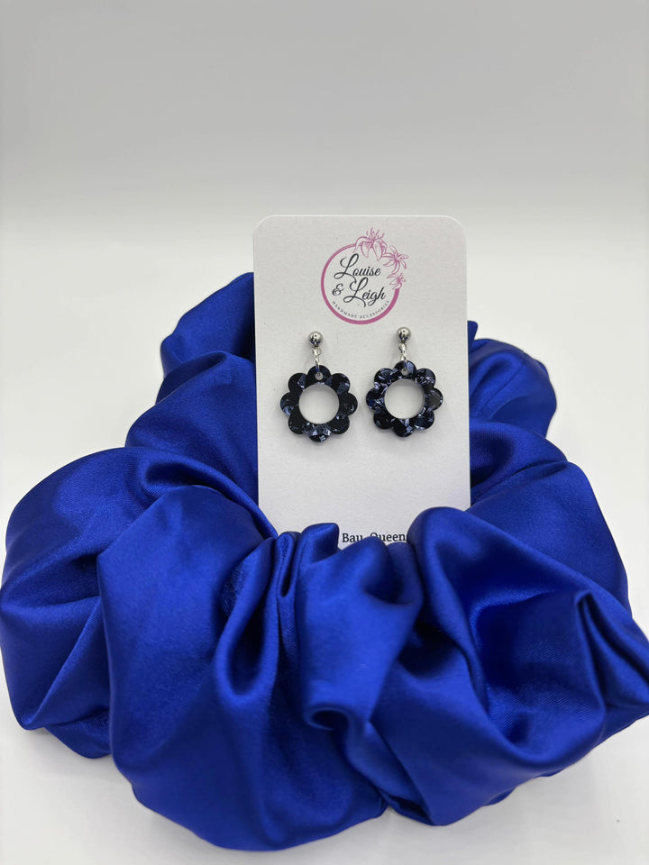 Black Flowers with Charcoal Shards - Charm Earrings