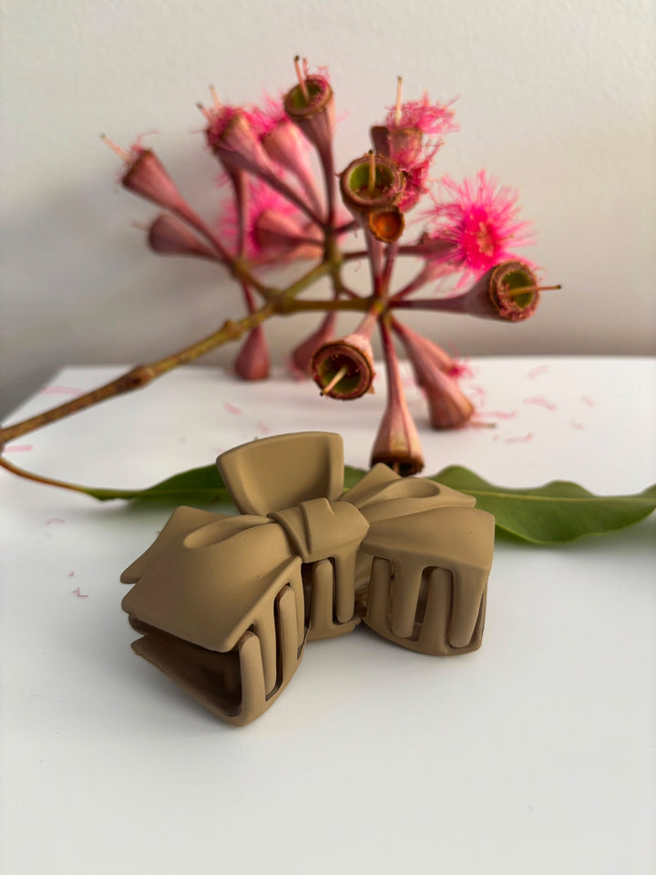 Caramel Bow - Hair Claw