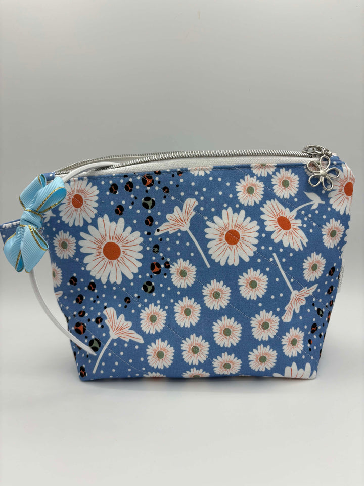 Meadow Breeze - Medium Multi-Use Bag